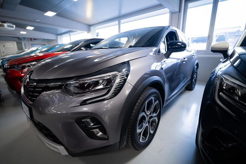 Renault Captur 1.3 mild hybrid Techno 140cv, foto 1 di 18