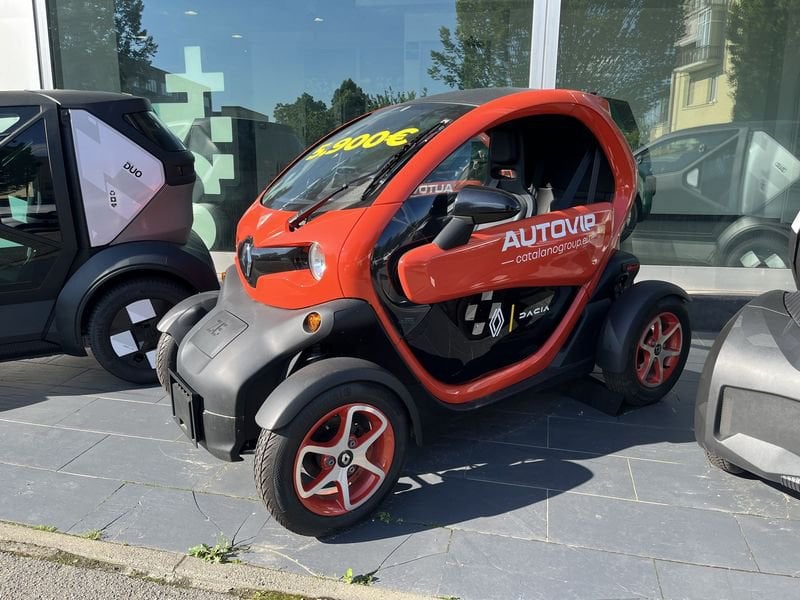 Renault Twizy E-TECH ELECTRIC Intens Red, foto 1 di 10