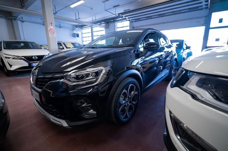 Renault Captur 1.6 E-Tech phev Intens 160cv auto, foto 1 di 17