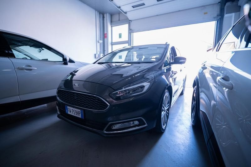 Ford S-Max 2.0 ecoblue Vignale s&s 150cv auto my19, foto 1 di 18