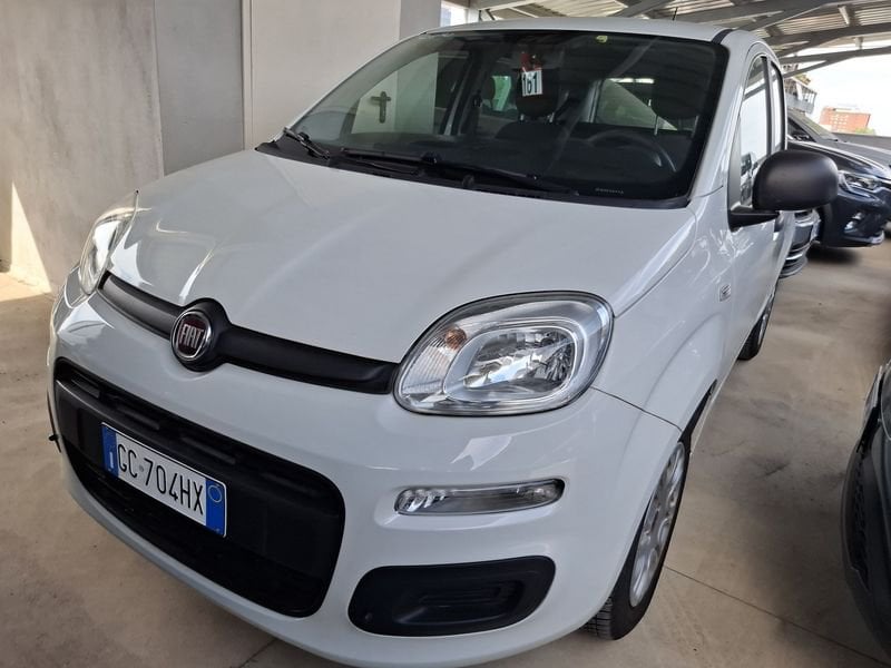 FIAT Panda III 2016 1.0 hybrid Easy s&s 70cv, foto 1 di 14