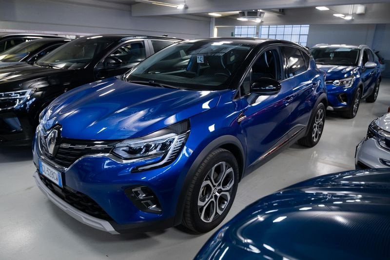 Renault Captur 1.6 E-Tech hybrid Techno Fast Track 145cv auto, foto 1 di 15