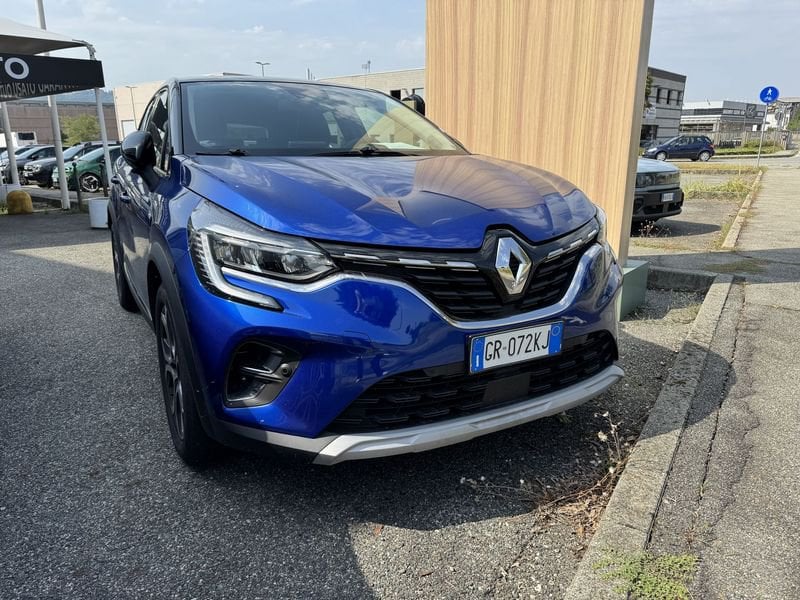 Renault Captur II 2019 1.0 tce Techno Fast Track Gpl 100cv, foto 1 di 17