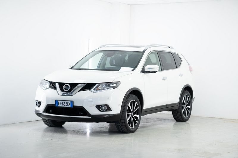 Nissan X-Trail 1.6 dCi Tekna 2WD E6, foto 1 di 24