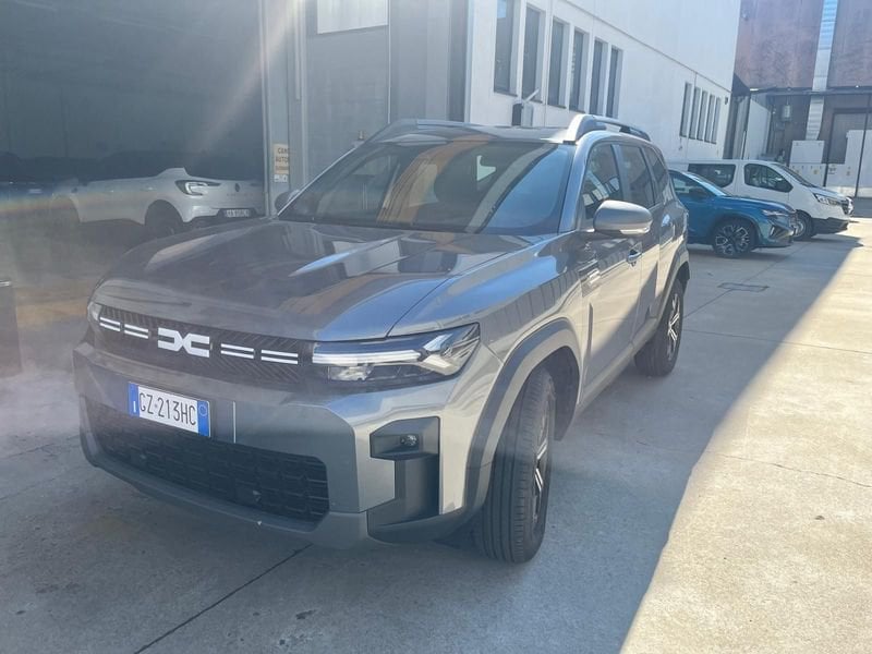 Dacia Bigster expression mild hybrid 140, foto 1 di 12