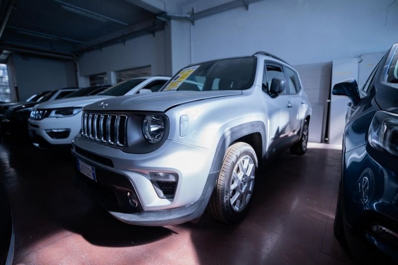 Jeep Renegade 1.6 MJT DDCT 120CV Limited, foto 1 di 13