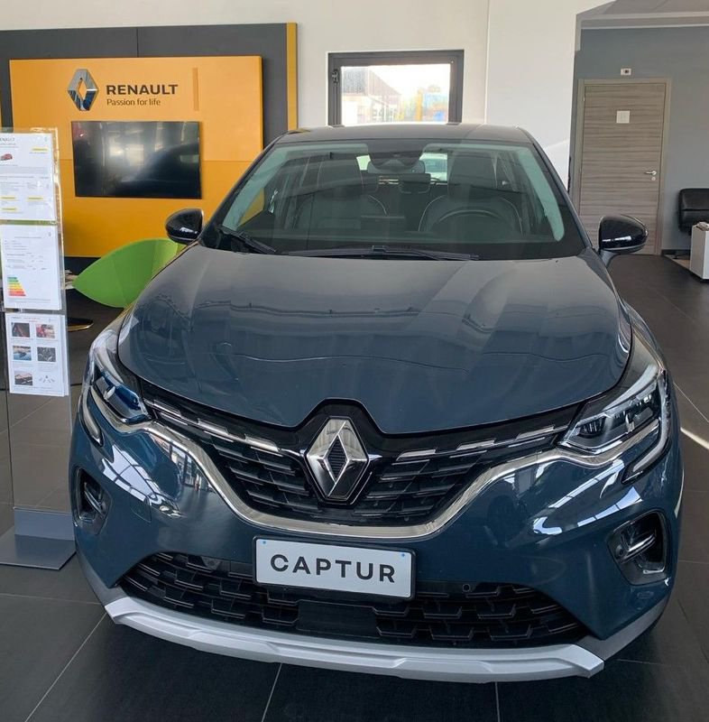 Renault Captur Ibrida Plug-in Hybrid E-Tech 160 CV Intens Usata in provincia di Roma - City Car