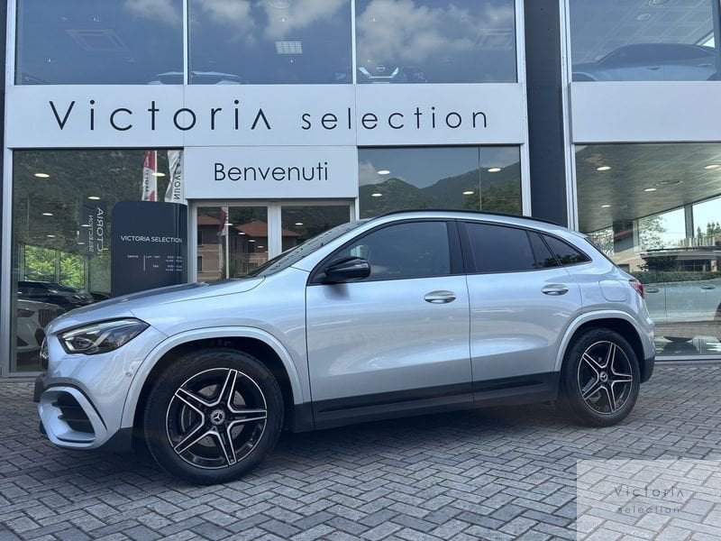 Immagine 10025335 - Usato Mercedes-Benz GLA GLA 200 D 4MATIC C.AUTOMATICO AMG LINE PREMIUM 150 CV PACK NIGHT