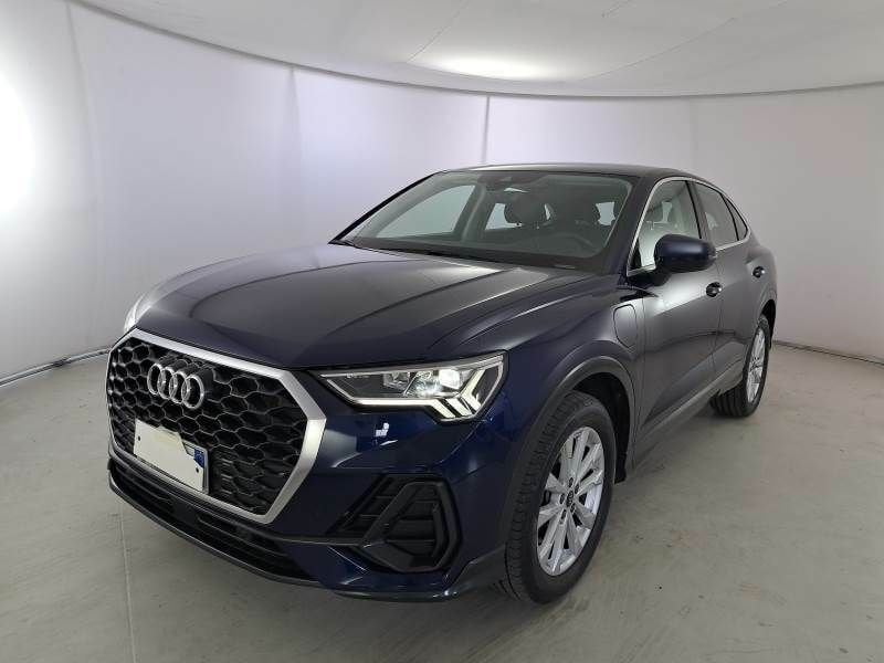 Audi Q3 SPB 45 TFSI e S tronic Business Plus