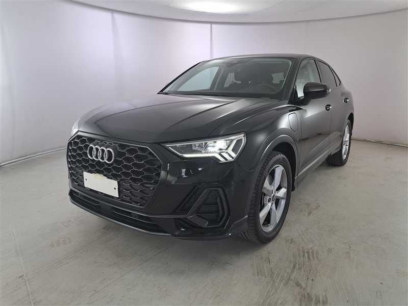 Audi Q3 SPB 45 TFSI e S tronic Business Plus