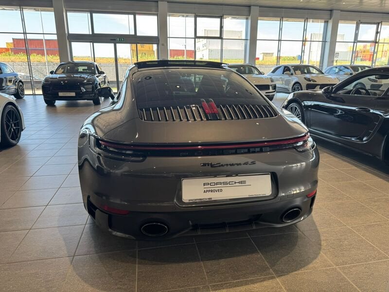 Porsche Porsche - Concessionaria Gesicar Livorno
