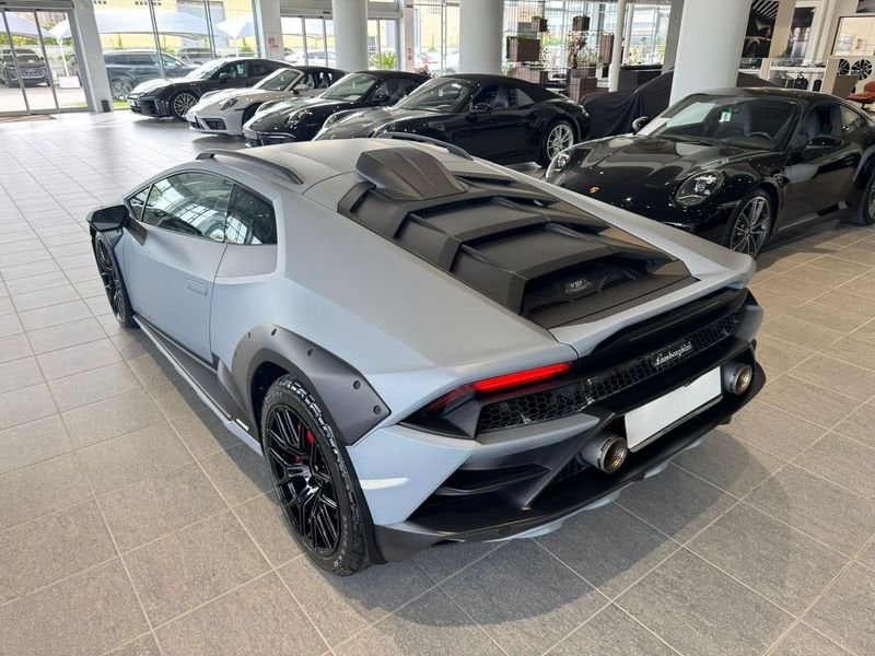 Lamborghini Lamborghini - Concessionaria Gesicar Livorno