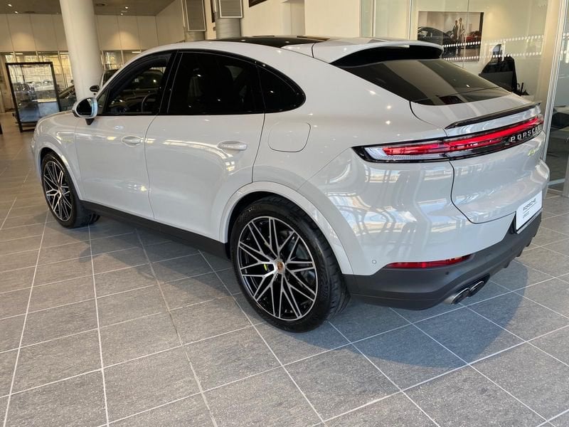 Porsche Porsche - Concessionaria Gesicar Livorno