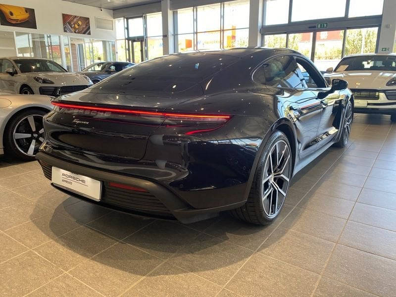 Porsche Porsche - Concessionaria Gesicar Livorno