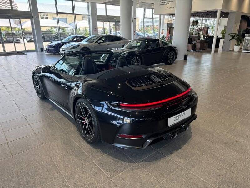 Porsche Porsche - Concessionaria Gesicar Livorno