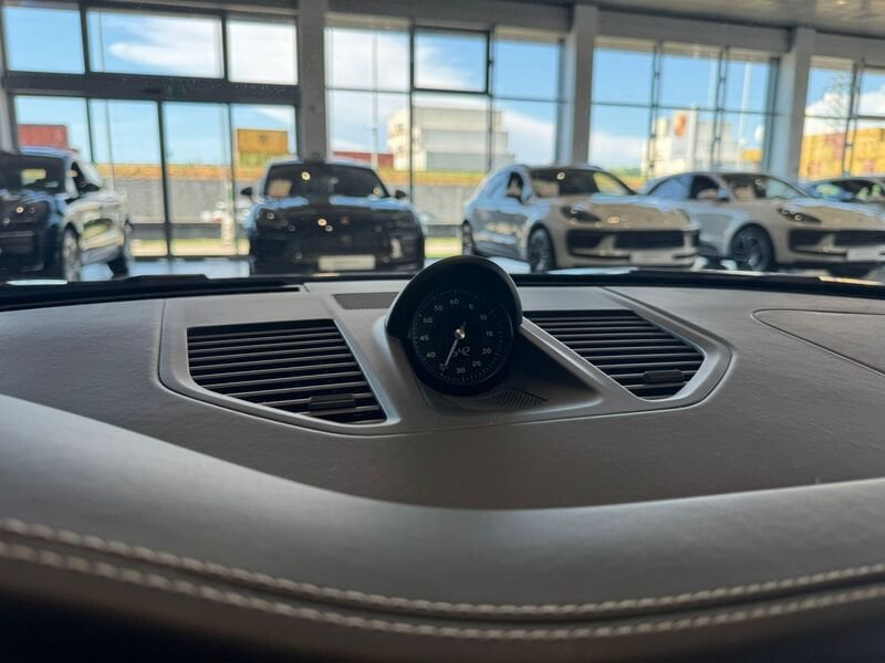 Porsche Porsche - Concessionaria Gesicar Livorno