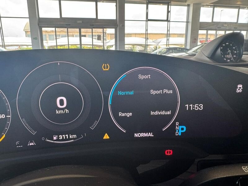 Porsche Porsche - Concessionaria Gesicar Livorno