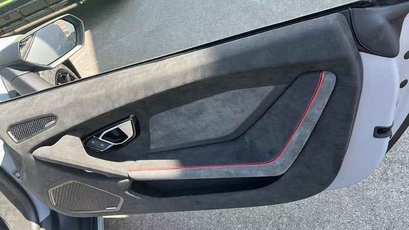 Lamborghini Lamborghini - Concessionaria Gesicar Livorno