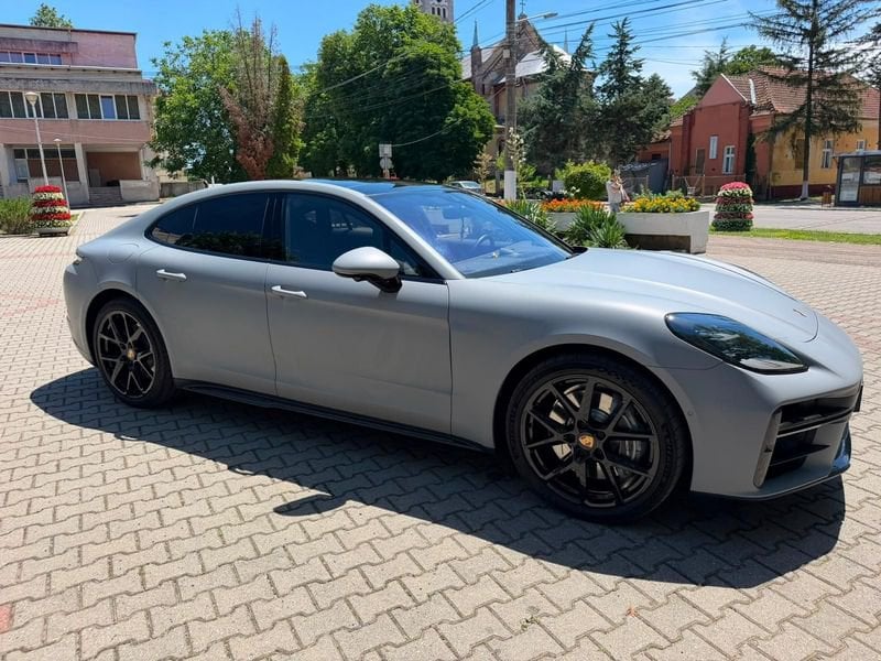 Porsche Porsche - Concessionaria Gesicar Livorno