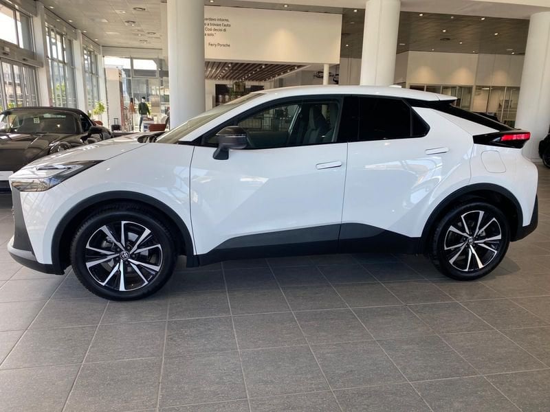 Toyota Toyota - Concessionaria Gesicar Livorno