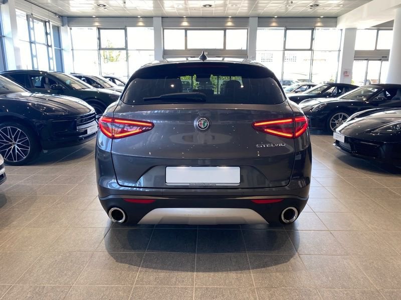 Alfa Romeo Alfa Romeo - Concessionaria Gesicar Livorno