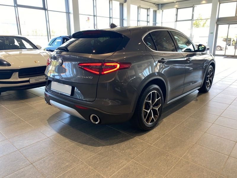Alfa Romeo Alfa Romeo - Concessionaria Gesicar Livorno