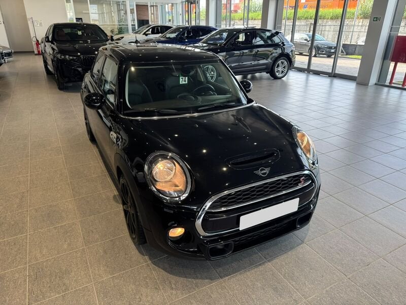 MINI MINI - Concessionaria Gesicar Livorno