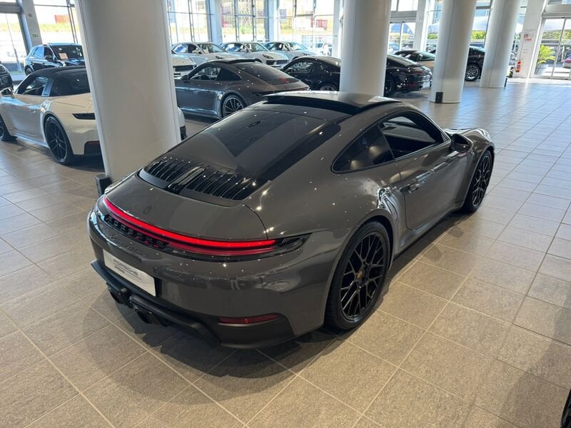 Porsche Porsche - Concessionaria Gesicar Livorno