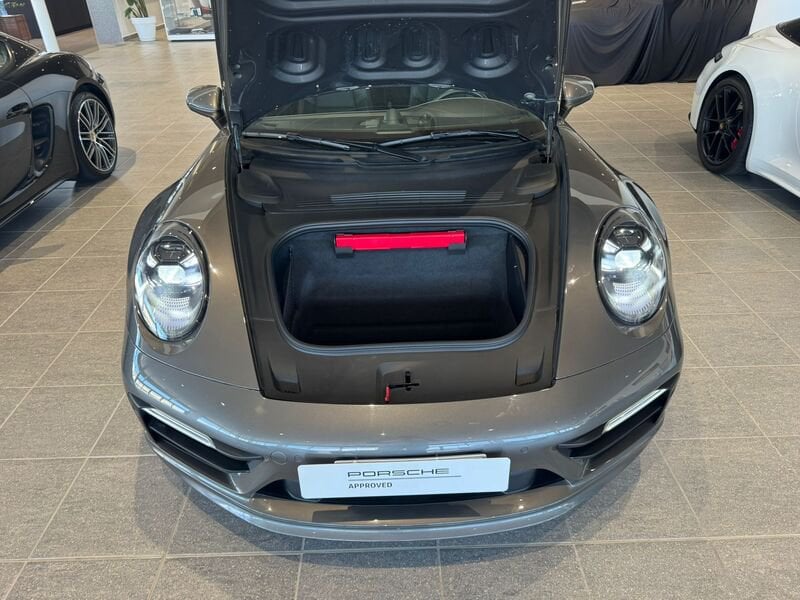 Porsche Porsche - Concessionaria Gesicar Livorno
