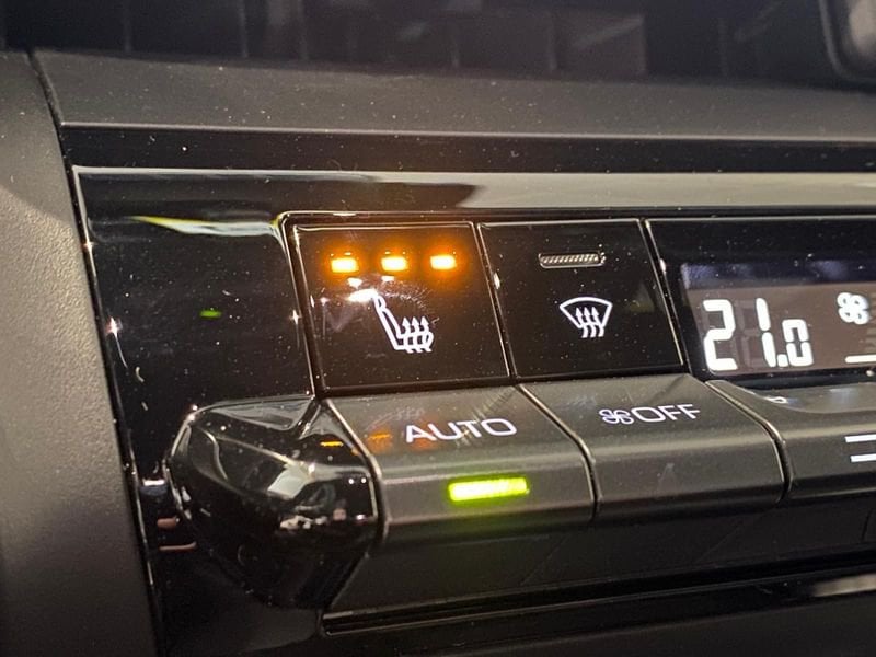 Toyota Toyota - Concessionaria Gesicar Livorno