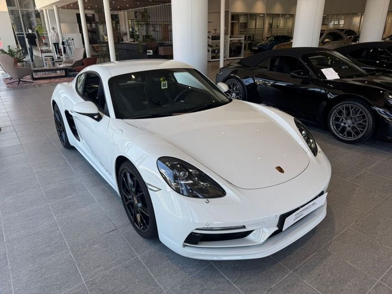 Porsche Porsche - Concessionaria Gesicar Livorno