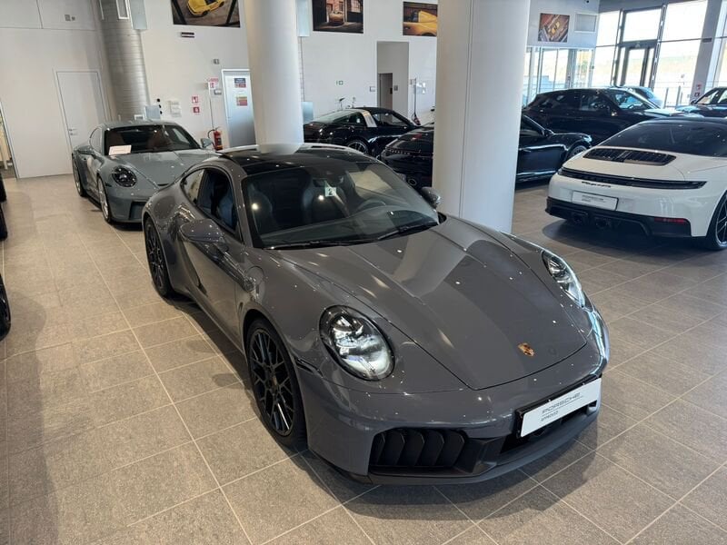Porsche Porsche - Concessionaria Gesicar Livorno