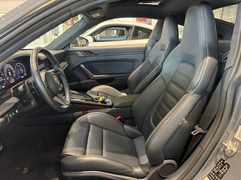 Porsche Porsche - Concessionaria Gesicar Livorno