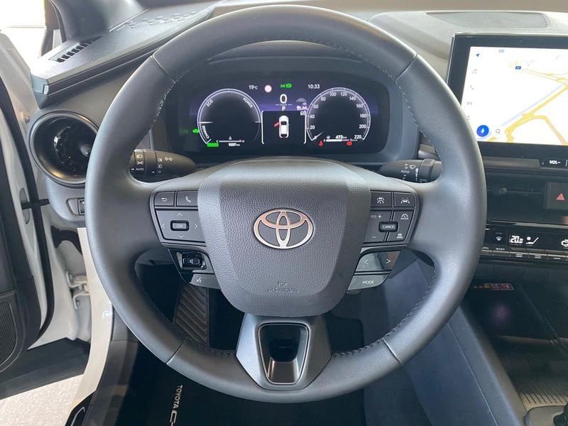 Toyota Toyota - Concessionaria Gesicar Livorno