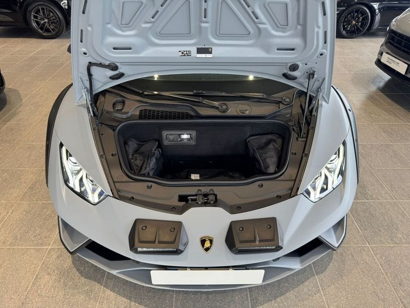 Lamborghini Lamborghini - Concessionaria Gesicar Livorno