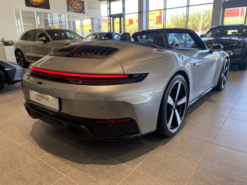 Porsche Porsche - Concessionaria Gesicar Livorno