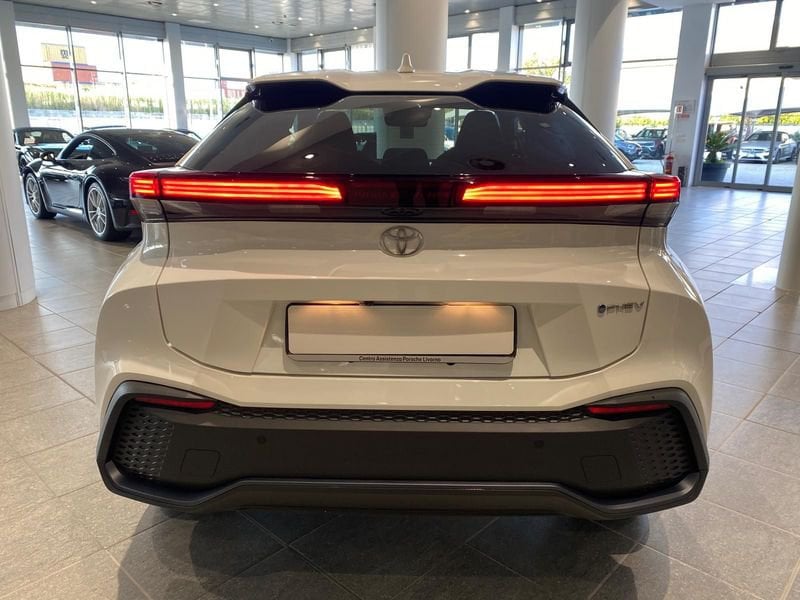 Toyota Toyota - Concessionaria Gesicar Livorno