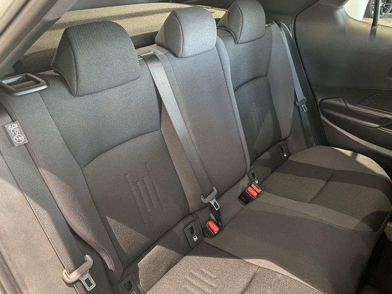 Toyota Toyota - Concessionaria Gesicar Livorno