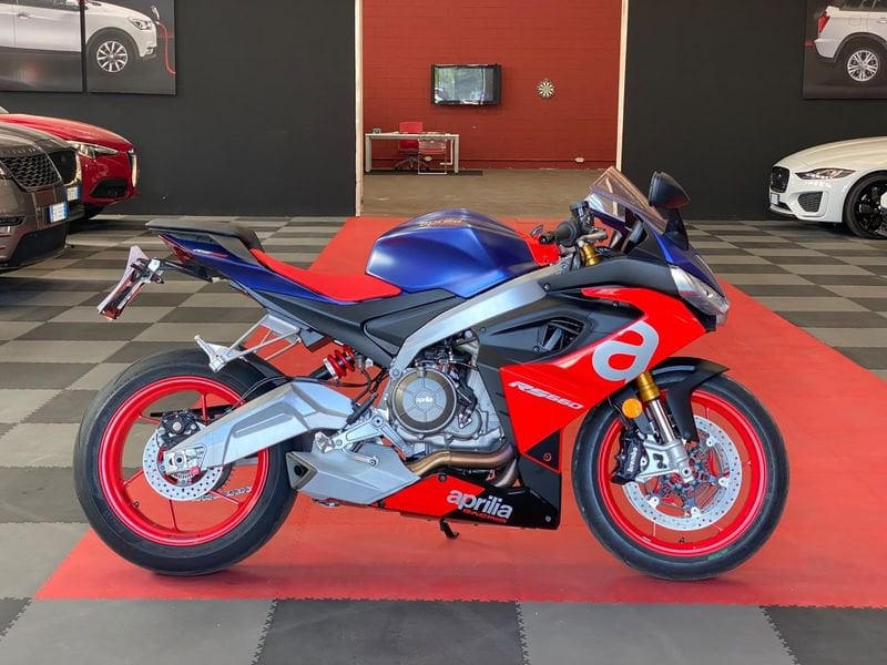 Aprilia RS 660 Benzina RS 660 35 KW A2 PRIMO PREZZO IN ITALIA!!! Usata in provincia di Monza e della Brianza - Emme-Bi Motori Cornate D'Adda