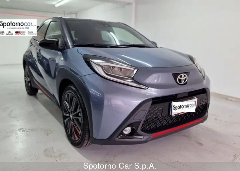 Toyota Aygo X Benzina 1.0 VVT-i 72 CV 5p. Undercover Nuova in provincia di Milano - Spotorno Car - Viale Fulvio Testi  6