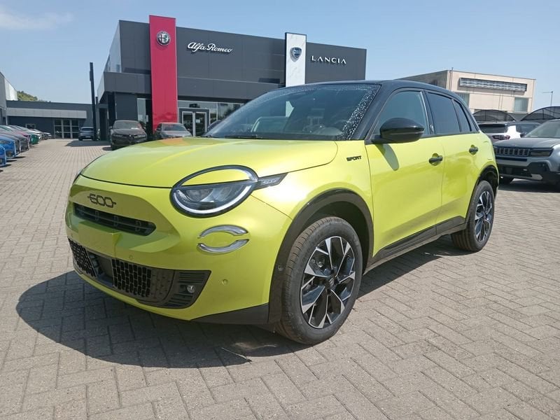 FIAT 600 1.2 Hybrid 145cv Sport