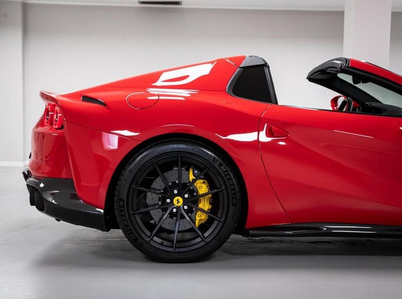 Ferrari 812 GTS