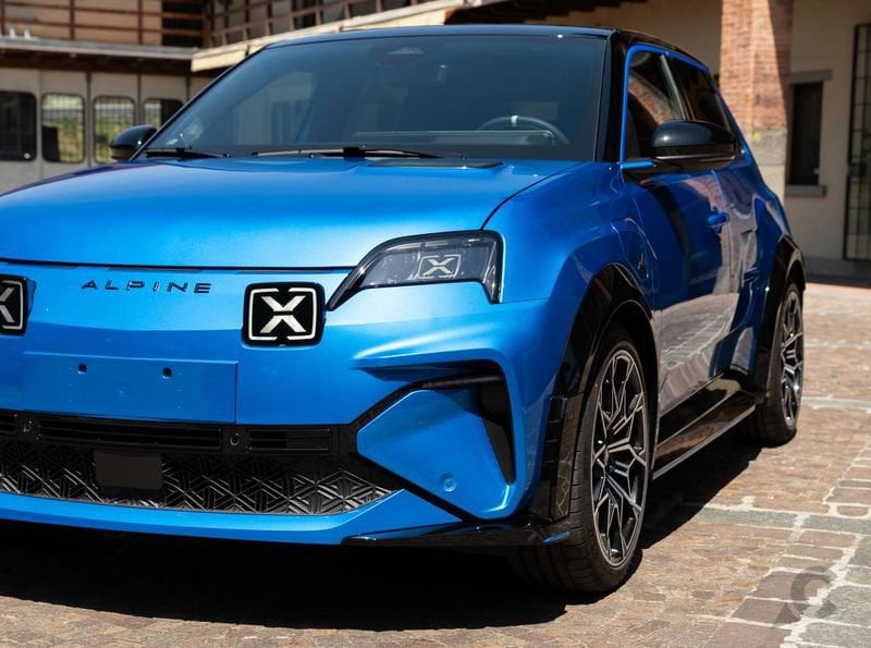 Alpine A290