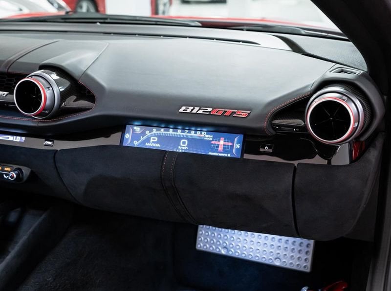 Ferrari 812 GTS